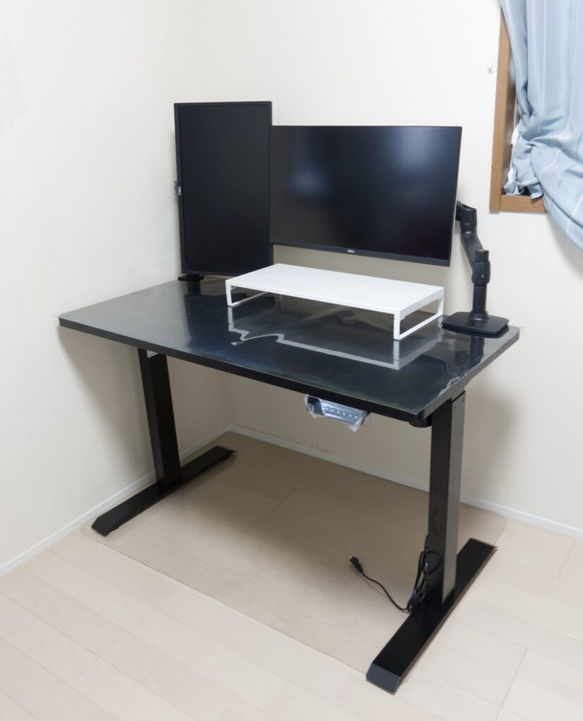 120cm, モニター2枚設置例, 設置, PC備品あり, サンワサプライ, スタンディングデスク, 電動昇降デスク, 昇降デスク, パソコンデスク, デスクレビュー, 購入レビュー