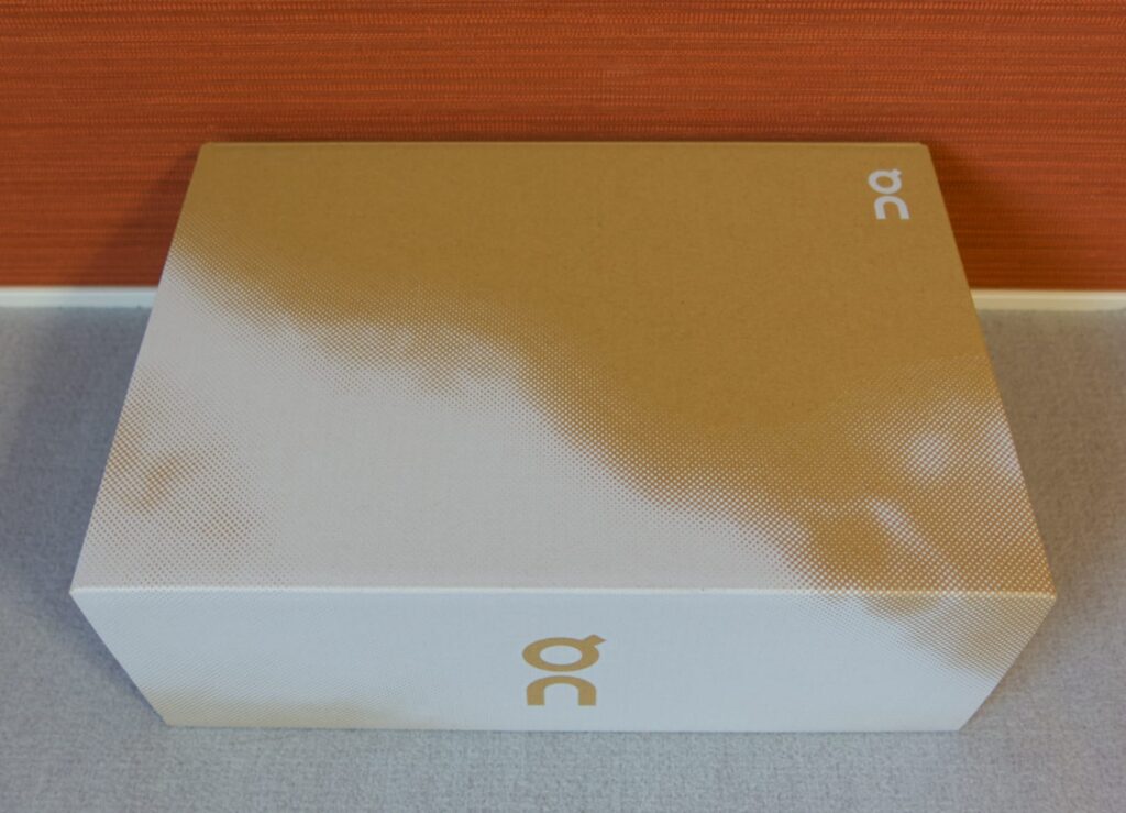 箱, On, Cloud 6, 靴, Waterproof, 防水シューズ, 軽量シューズ